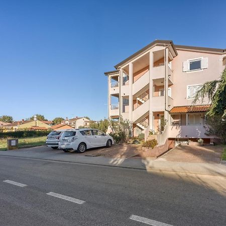 Apartman Matej Tar-Vabriga Buitenkant foto